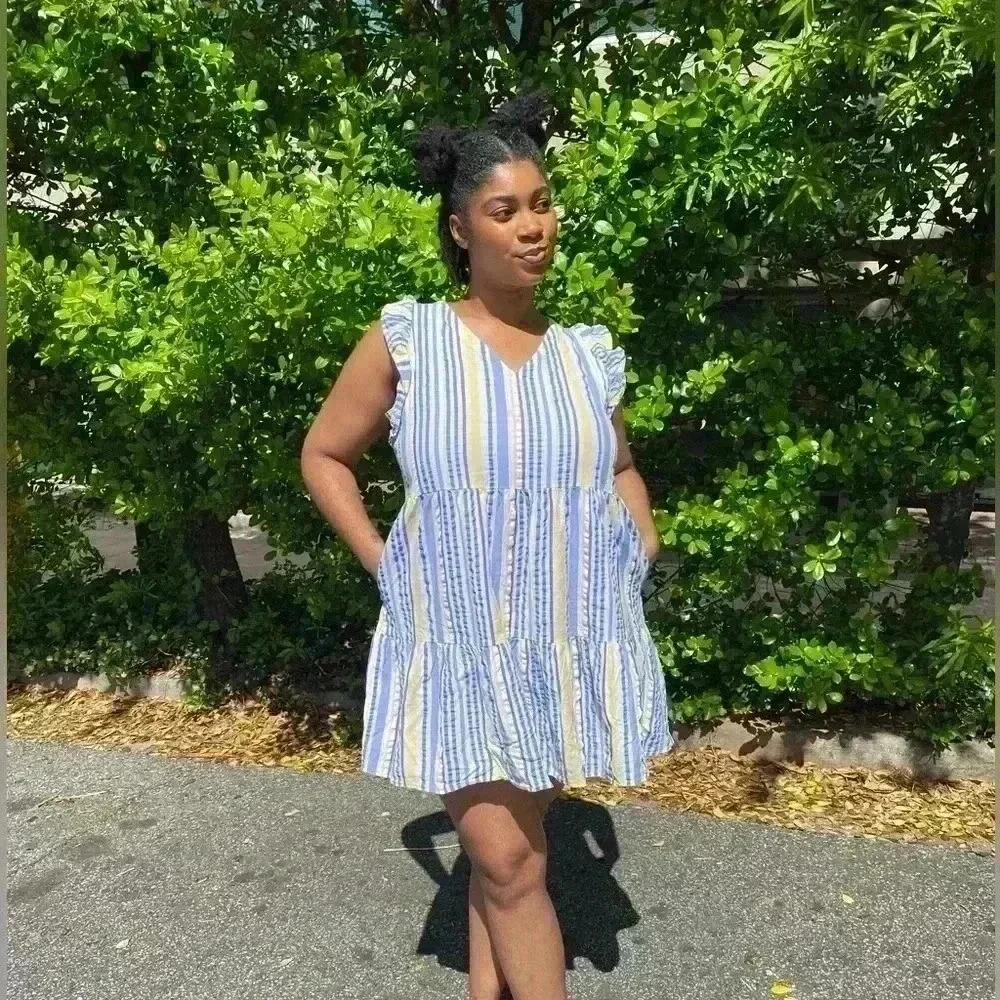 Time and Tru Women's Flutter Sleeve Dress